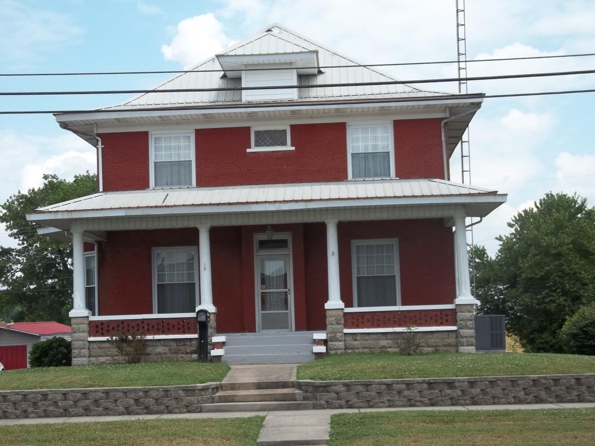 ABSOLUTE AUCTION 718 N. MAIN, STURGIS, KY Kurtz Auction & Realty Co.
